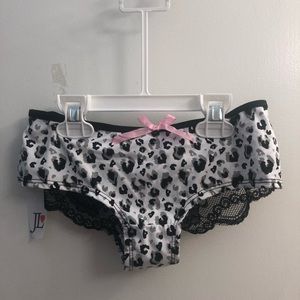 Black and White Leopard Panty